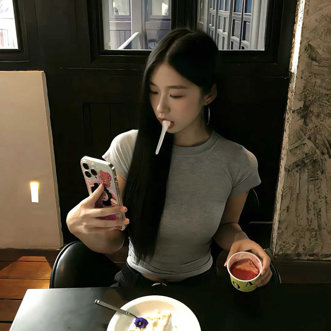 空谷芳草